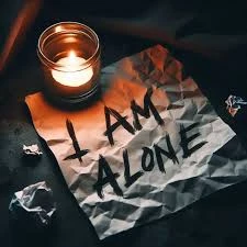 alone dp​